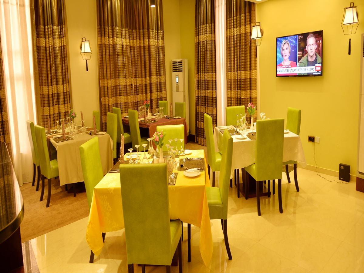 Grand Pela Hotel & Suites Абуджа Екстер'єр фото